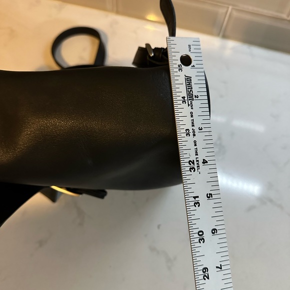 Coach Daypack Black Leather Backpack Magnetic Buckle Beautiful - Picture 16 of 16